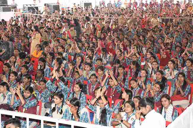 School Chale Hum Abhiyan 2025 In MP 11zon