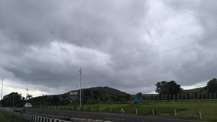 %E0%A4%AD%E0%A5%8B%E0%A4%AA%E0%A4%BE%E0%A4%B2 %E0%A4%AE%E0%A5%87%E0%A4%82 %E0%A4%AC%E0%A4%BE%E0%A4%B0%E0%A4%BF%E0%A4%B6 %E0%A4%AE%E0%A5%8C%E0%A4%B8%E0%A4%AE %E0%A4%85%E0%A4%AA%E0%A4%A1%E0%A5%87%E0%A4%9F 696x392