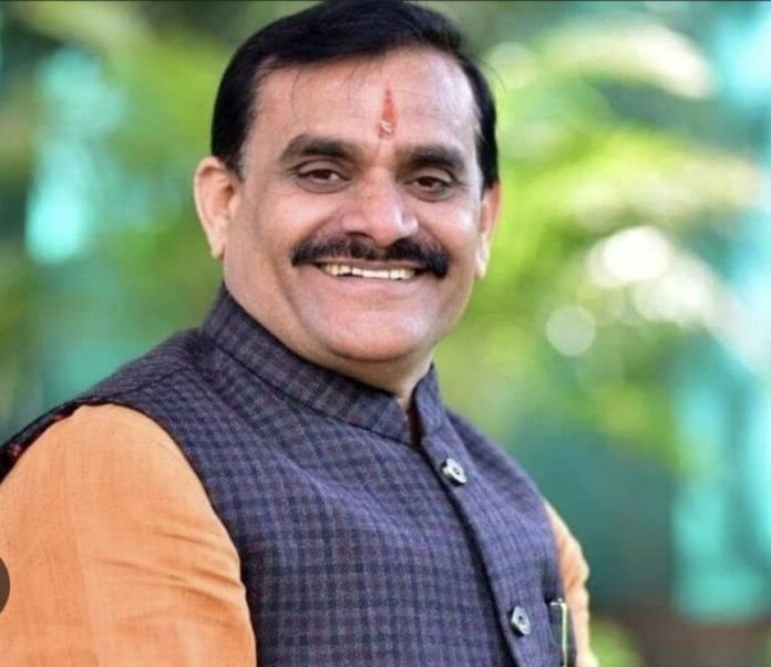 IMG 20250930 173801 768x664 1 696x602