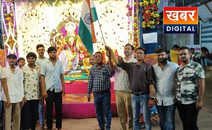 Indias Victory Celebrated In Garba Pandal 696x427