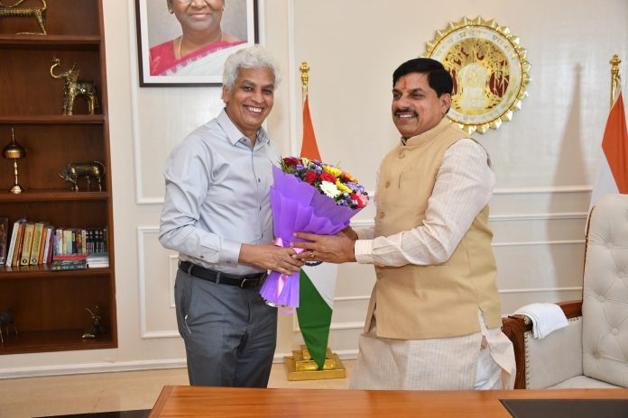 PR Commissioner Deepak Saxena 696x464