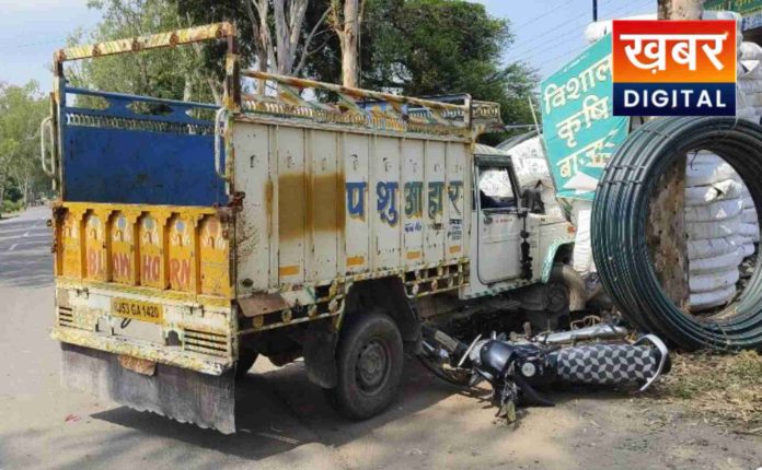 The Havoc Of A Drunk Pickup Driver Car And Bike Riders Run Over 696x430