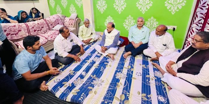 पुलिस की पिटाई से DSP के साले की मौत, BJP प्रदेश अध्यक्ष हेमंत खंडेलवाल ने की परिजनों से बात