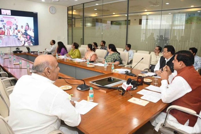 CM Mohan Yadav distributes 653 crore Rs for crop damage