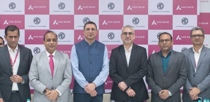 JSW MG Motor India Partners With Axis Bank 696x339