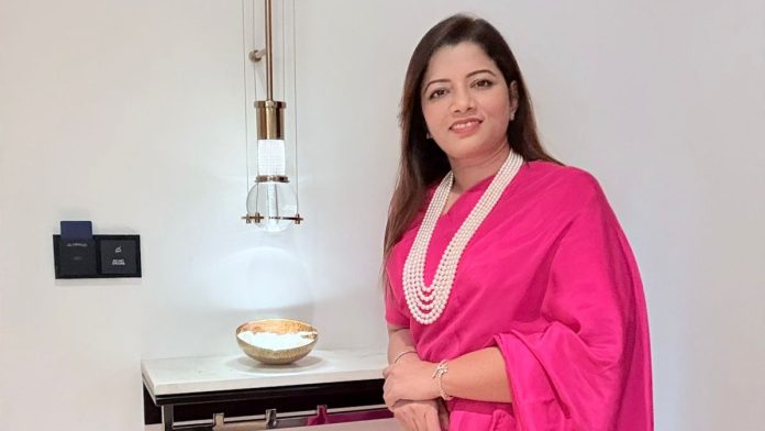 Madhu Lunawat Profile Pic2 696x392