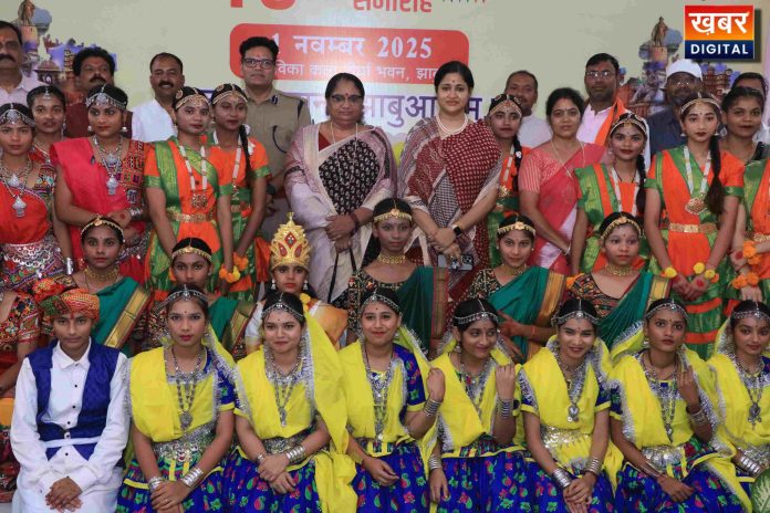 Madhya Pradesh Foundation Day Celebrations 696x464