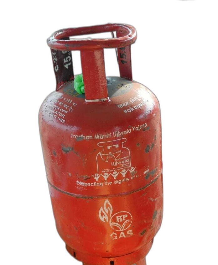 15kg Commercial Hp Gas Cylinder 696x845