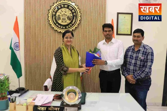 Talent From Tribal Region Jhabua Vikes Machar Becomes DSP