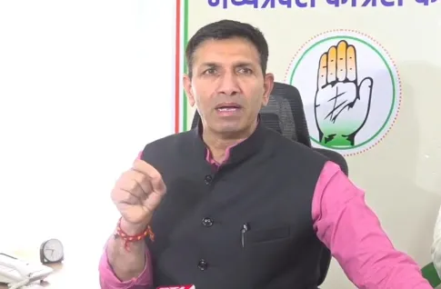 भोपाल बाईपास सड़क धंसना, जीतू पटवारी ने लगाए गंभीर आरोप